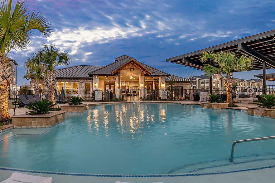 Ventana Plum Creek in Kyle, Texas