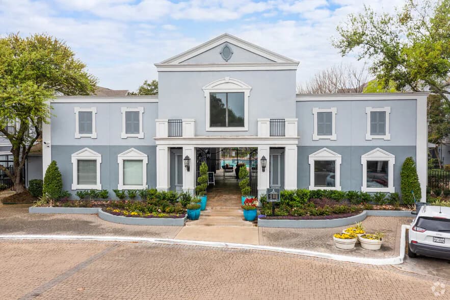 Milano Apartments in Houston, Texas