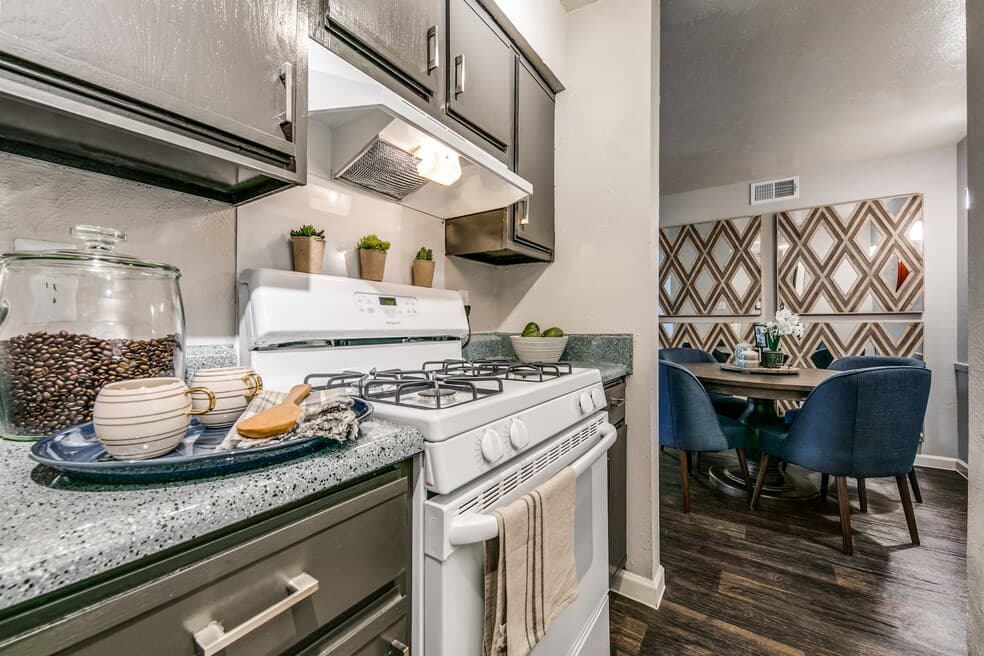 Volara Apartments — photo 2