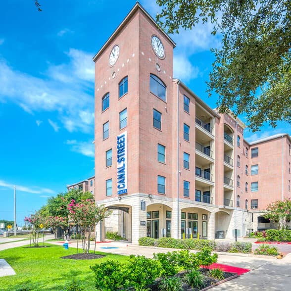 Canal Street Flats in Houston, Texas