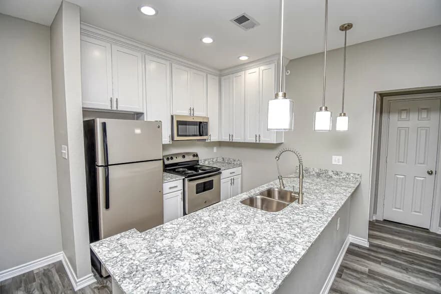 Springfield Crossing Apartments in Arlington, Texas