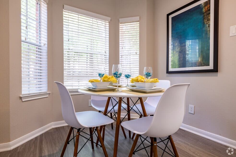 White Oak Apartments — photo 4