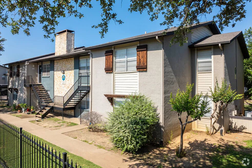 Toscana Apartments in Bedford, Texas