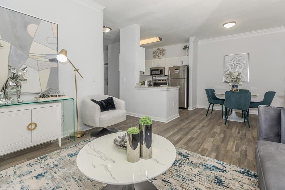 Wildwood Forest Apartments — photo 4