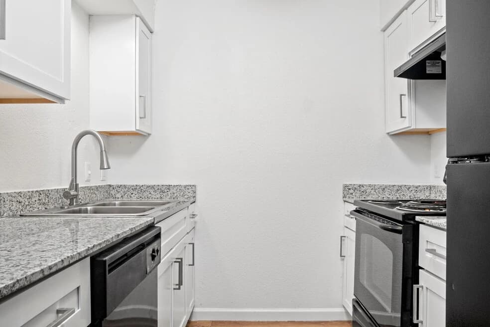 The Village Residences — photo 4