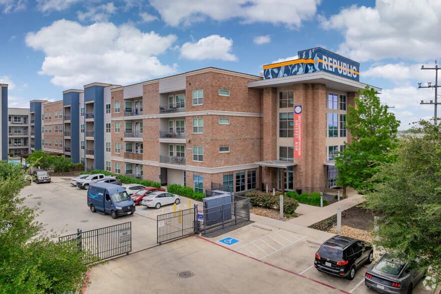 Republic at Alamo Heights in San Antonio, Texas