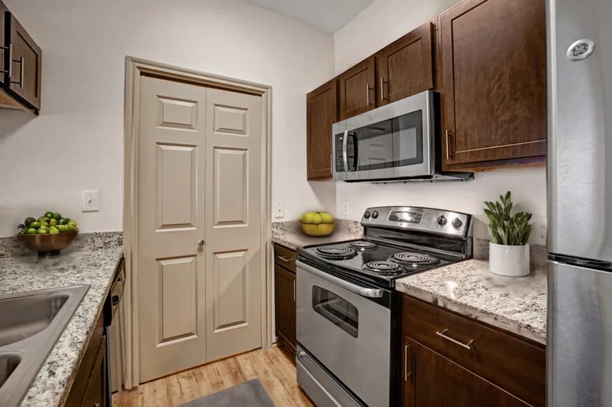 Elm Hollow Apartments in Helotes, Texas