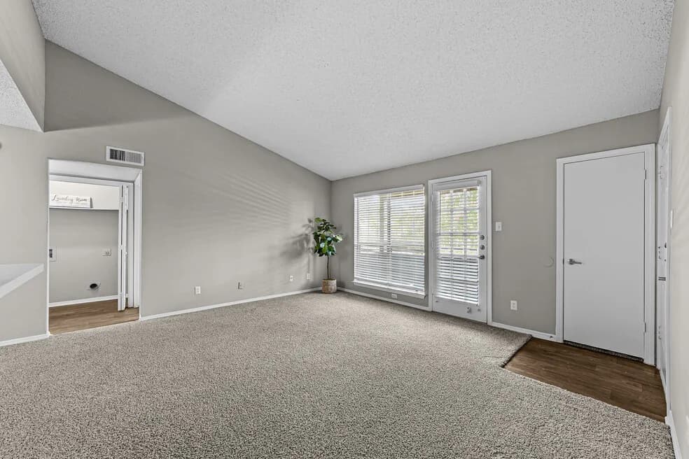 Trinity Village Apartments in Dallas, Texas