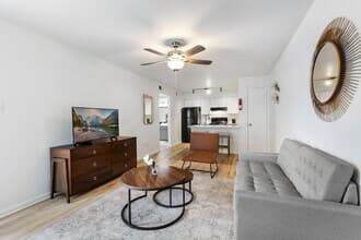 Mia LXMI Westchase East — photo 5